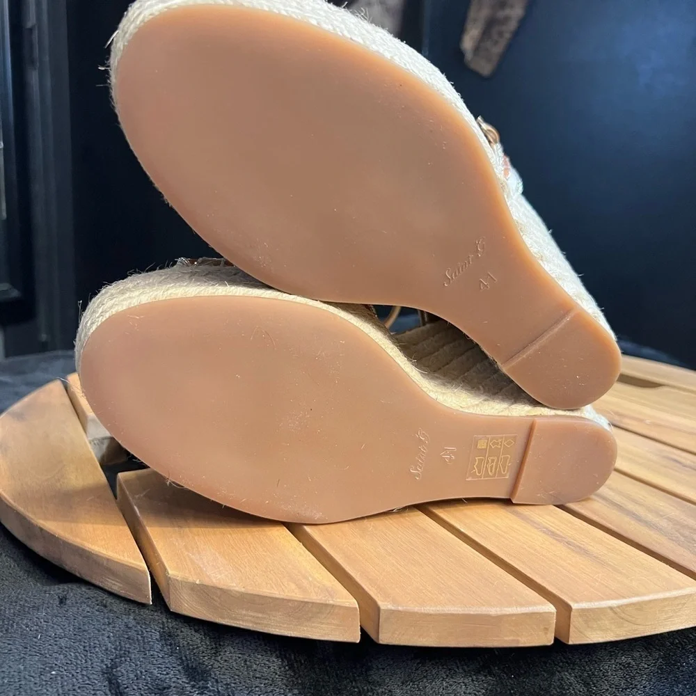 🧡🤎SAINT G Marcilia GORGEOUS Platform Wedges 🧡🤎SZ 11-NWT